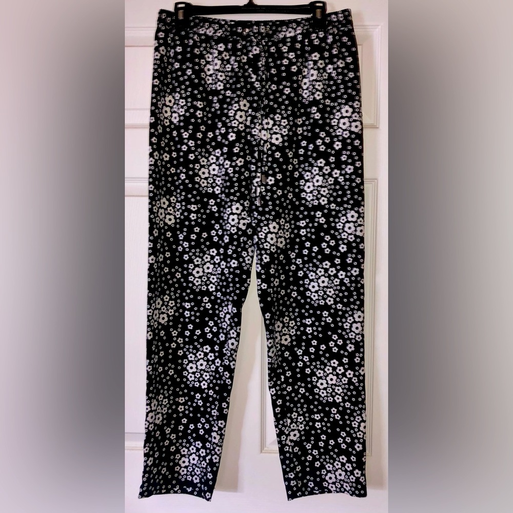 Michael Kors Black/White “Flower Power” Easy Flowing Pants Size Medium